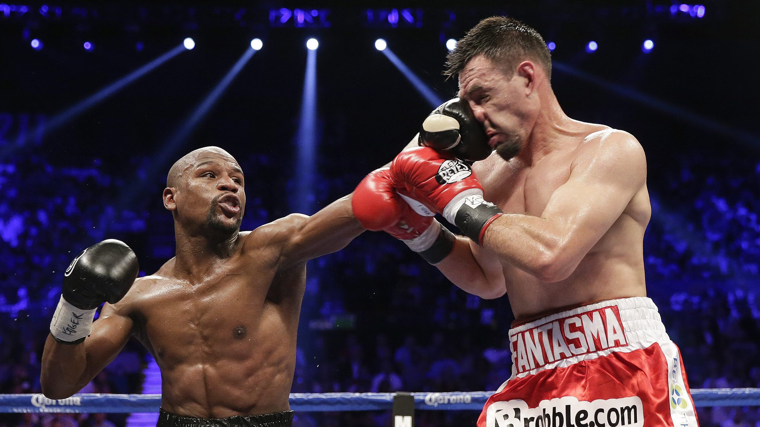 _跑者之战：硬地、草地、红土，体验不同场地的技术比拼_，跑者zone