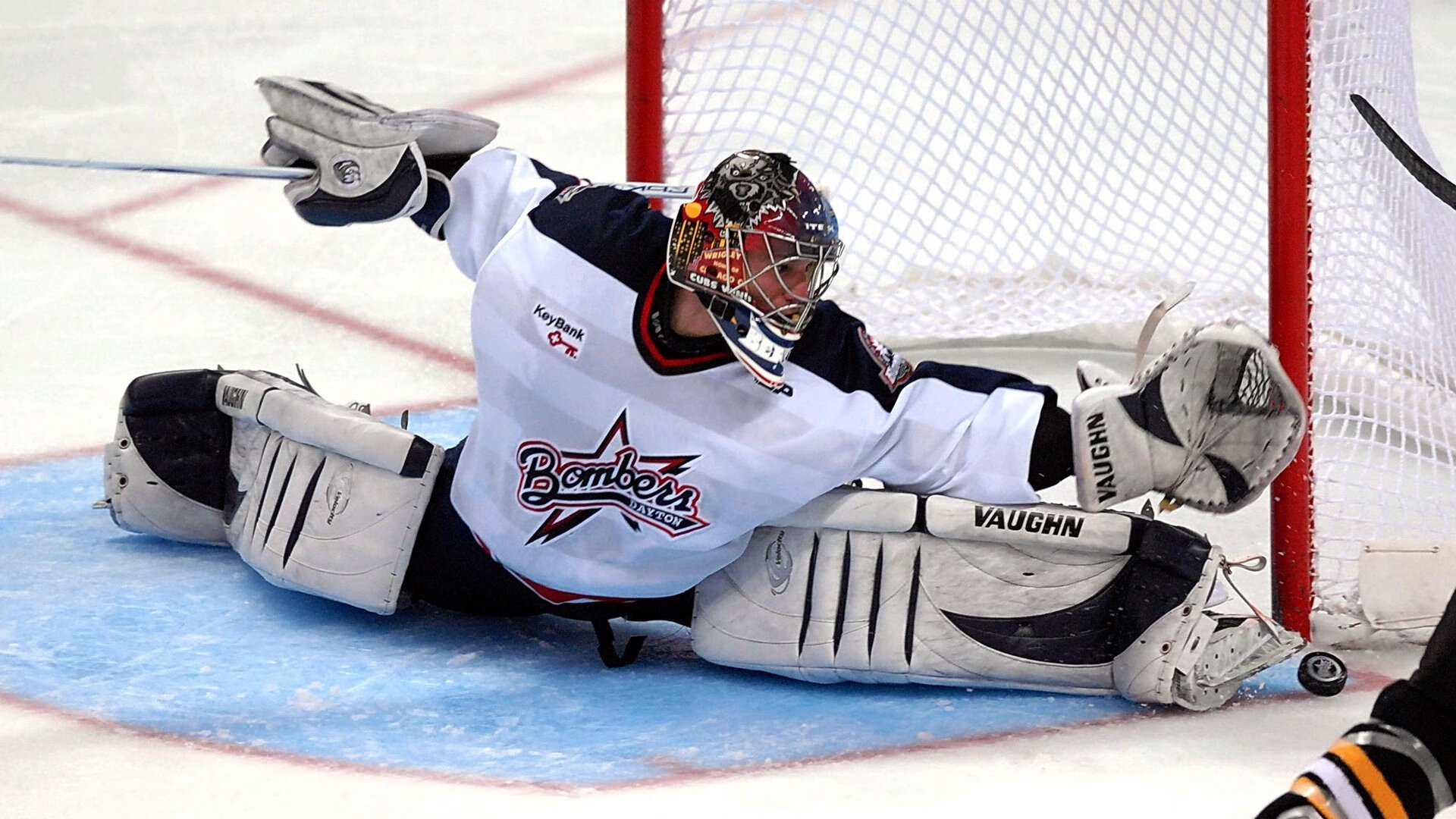 《比赛精彩瞬间：回顾年度最佳操作集锦》，竞赛精彩瞬间怎么写